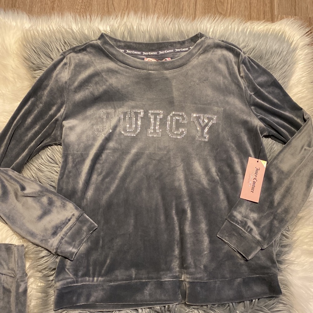 Juicy Couture Medium tracksuit jogging suit with pants and shirt Grey Velour NWT - Picture 4 of 6